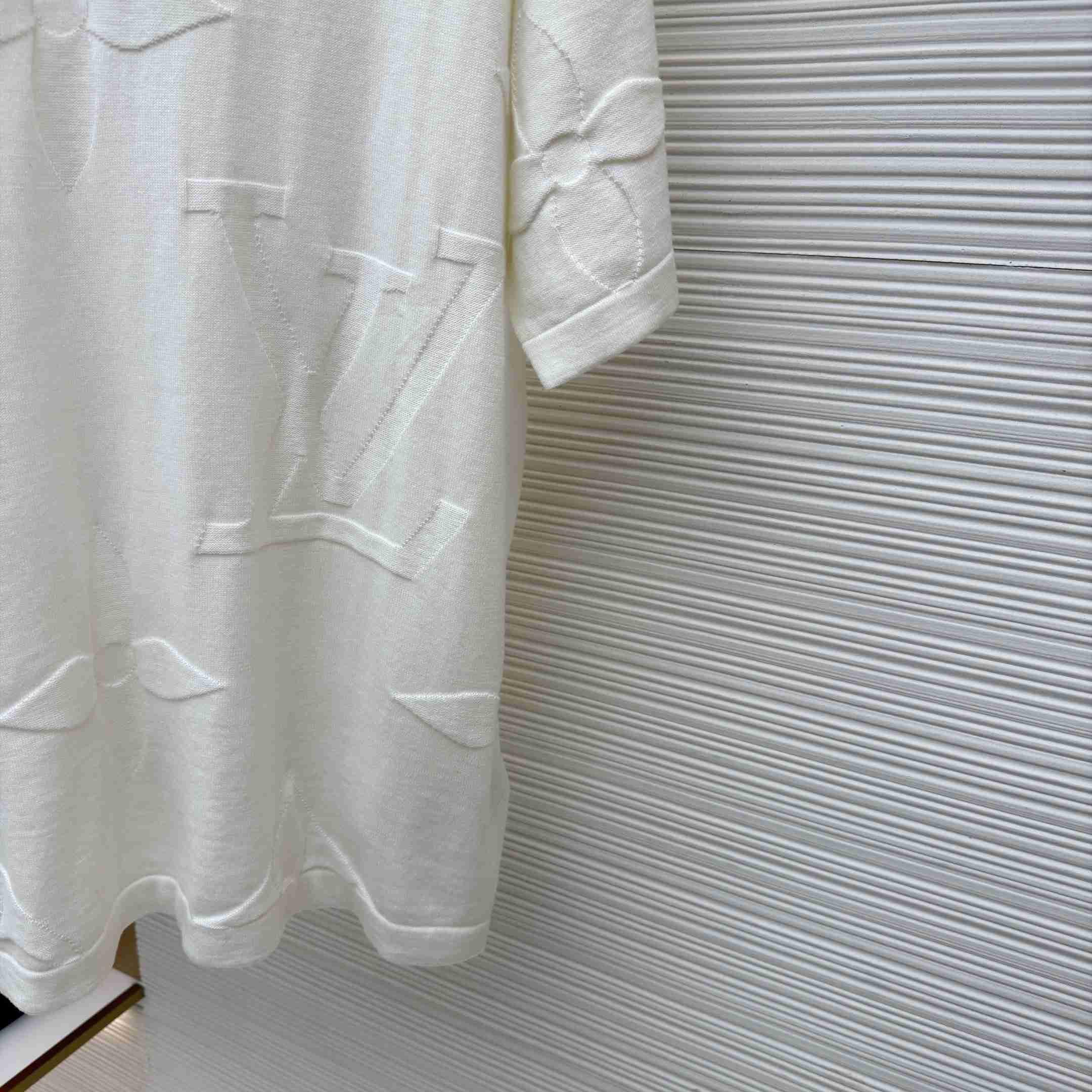 Louis Vuitton Monogram Short-Sleeved Cotton Crewneck   1AIWFR - EUR FASHION