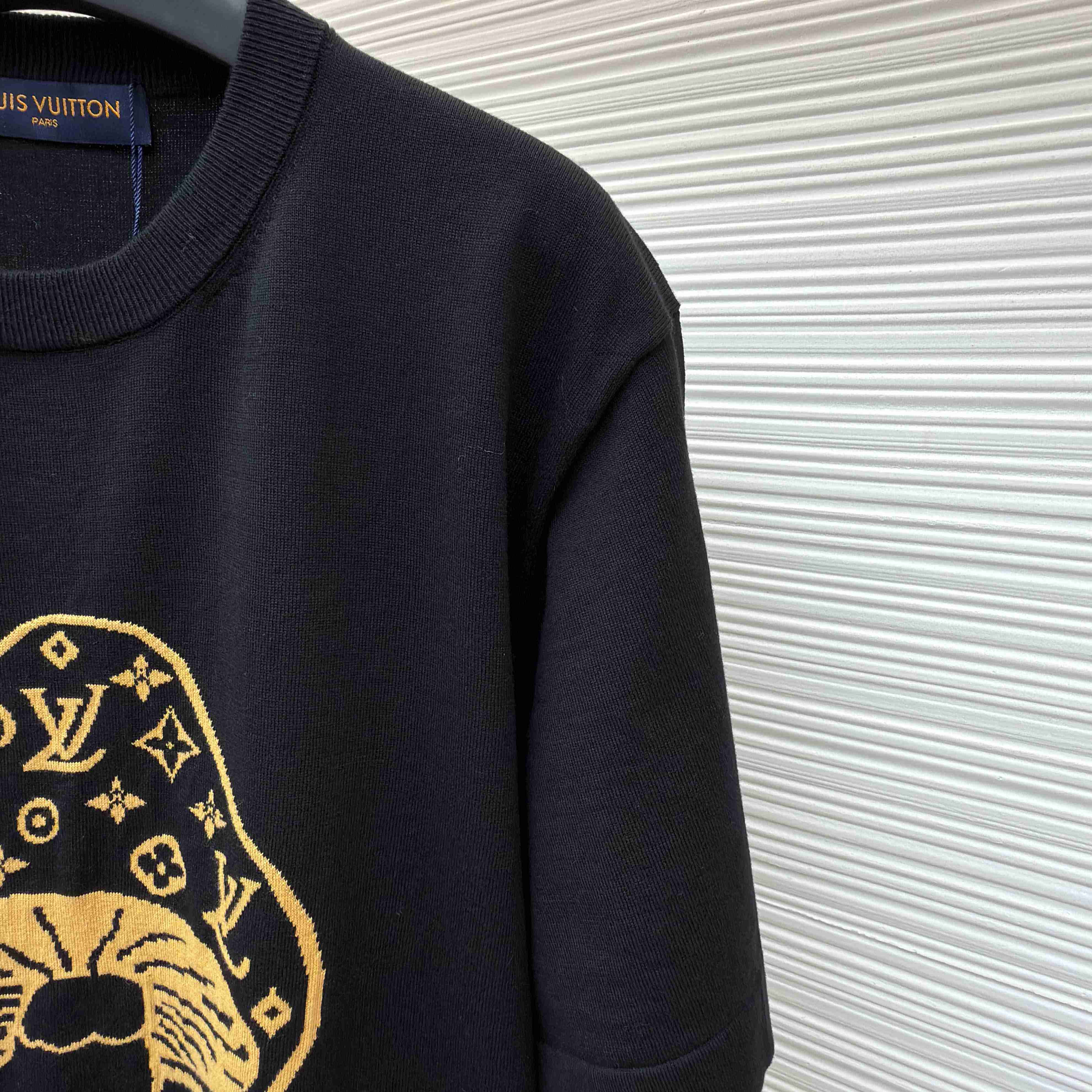 Louis Vuitton Short-Sleeved Intarsia Crewneck   1AJBUZ - EUR FASHION