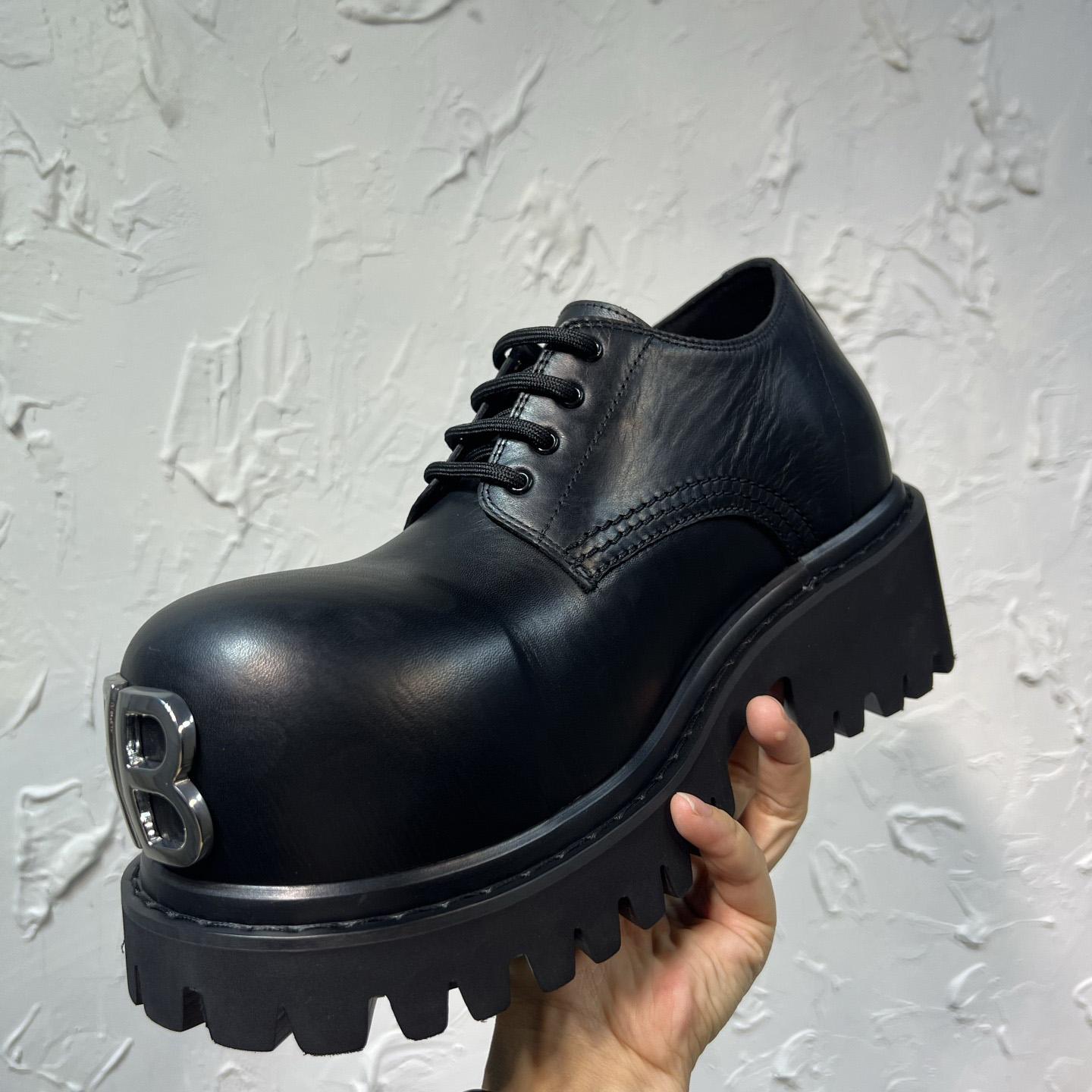 Balenciaga Stomper Derby In Black - EUR FASHION