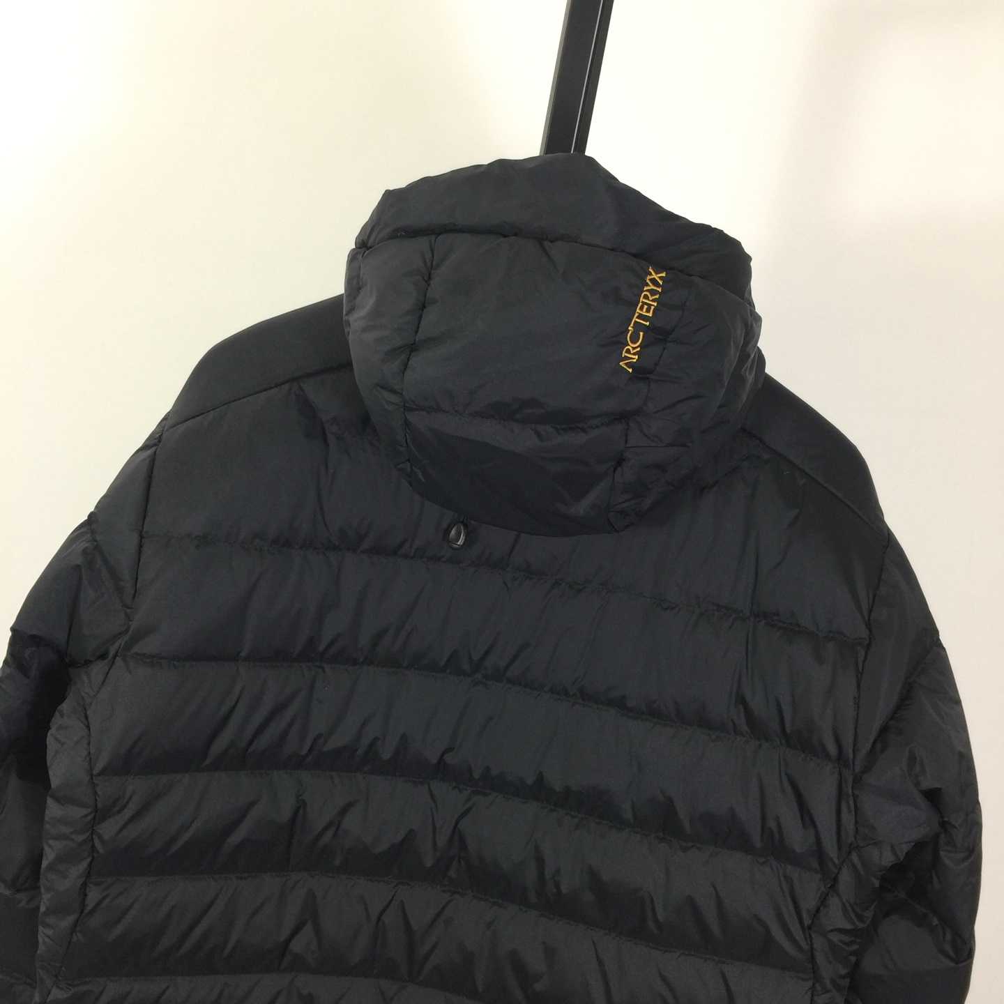 Arc'teryx Thorium Down Hooded Jacket - EUR FASHION