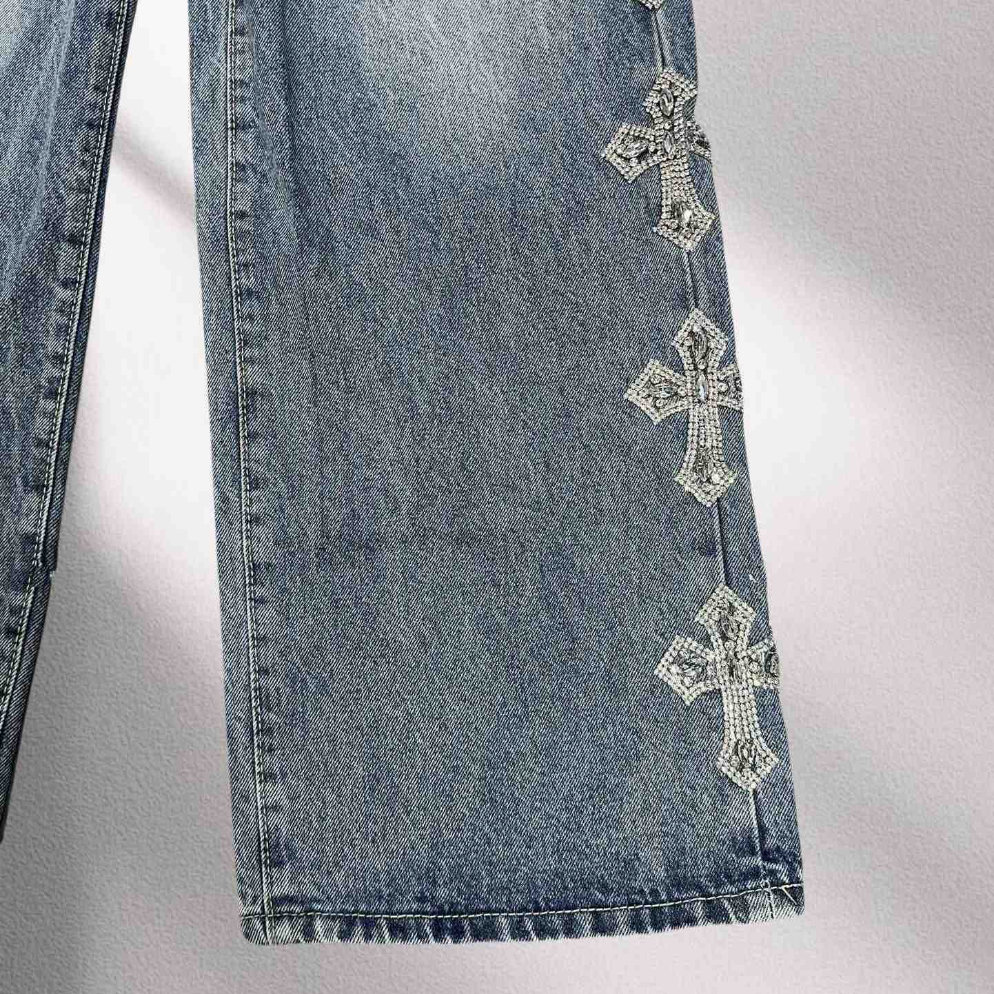 Purple-Brand Jeans   2008 - EUR FASHION