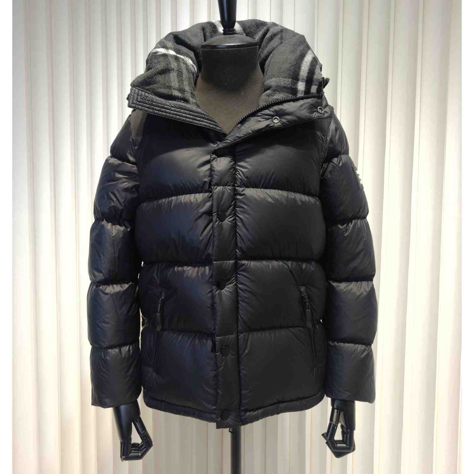 Burberry Down Jacket - EUR FASHION