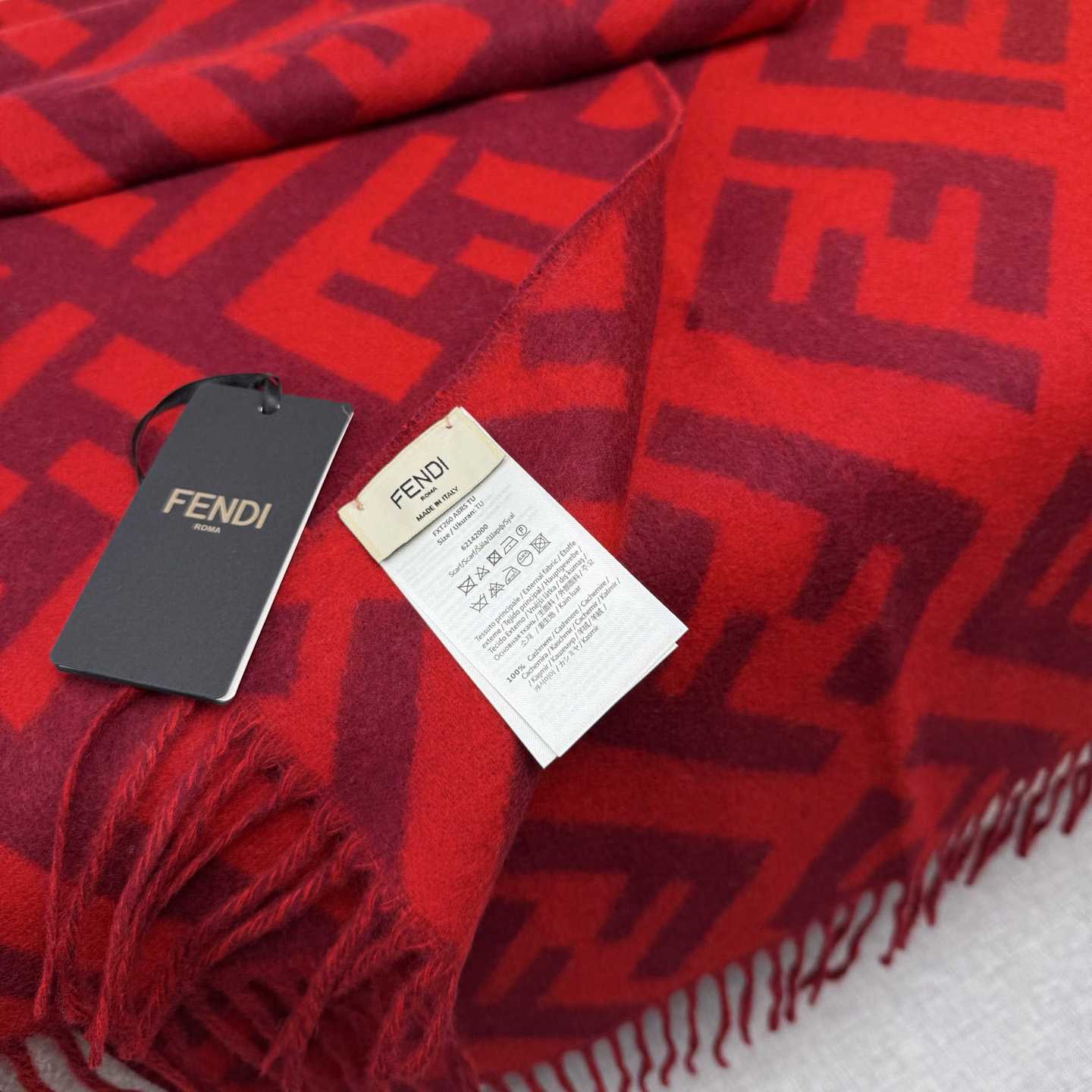 Fendi FF Scarf - EUR FASHION