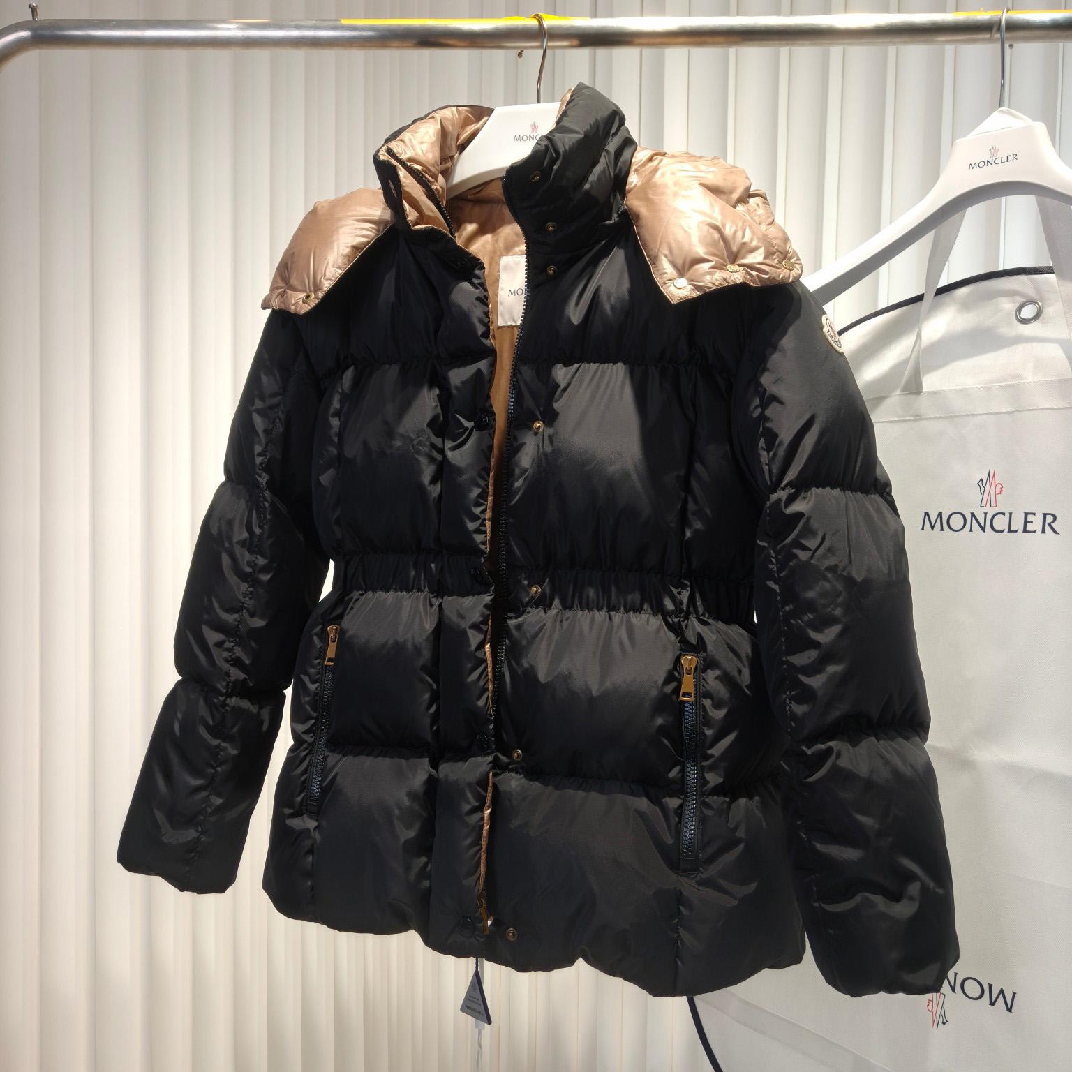 Moncler Agneux Square-Quilted Hooded Short Down Jacket - EUR FASHION