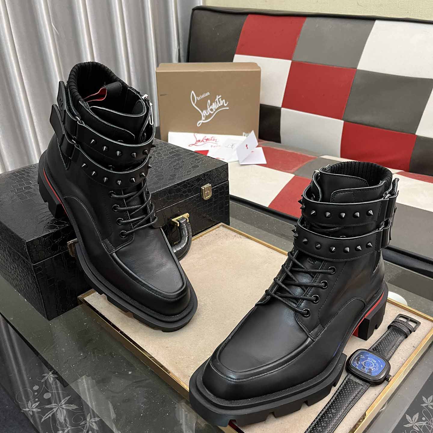 Christian Louboutin Our Flight Flat Derby Boot - EUR FASHION