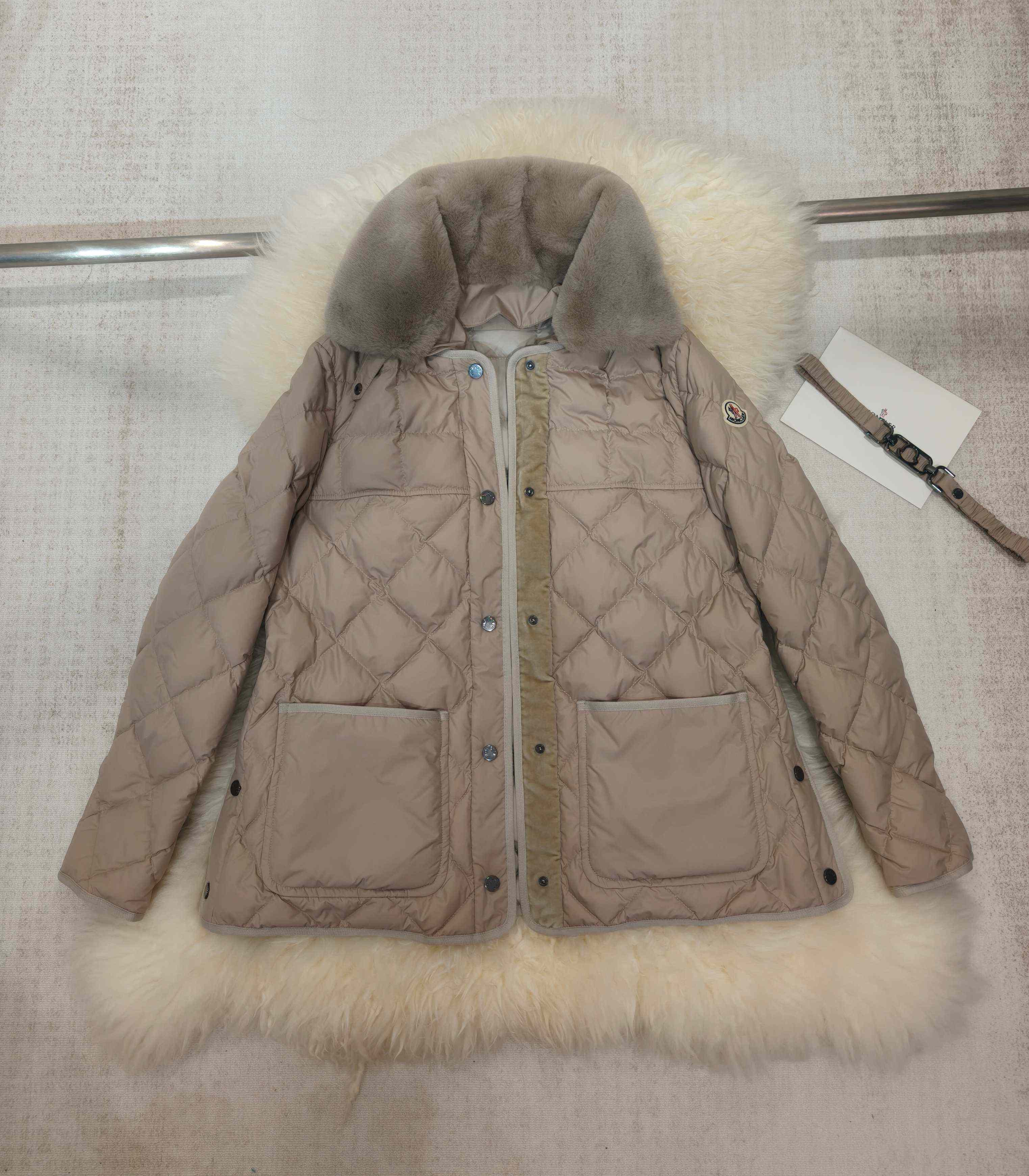 Moncler Cygne Faux Fur-Trimmed Short Down Jacket - EUR FASHION