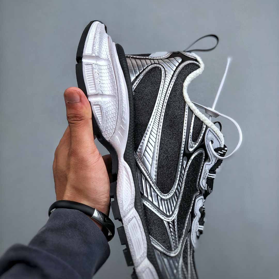 Balenciaga Phantom Sneaker “Triple White” 734731 W3XLX 1080 - EUR FASHION