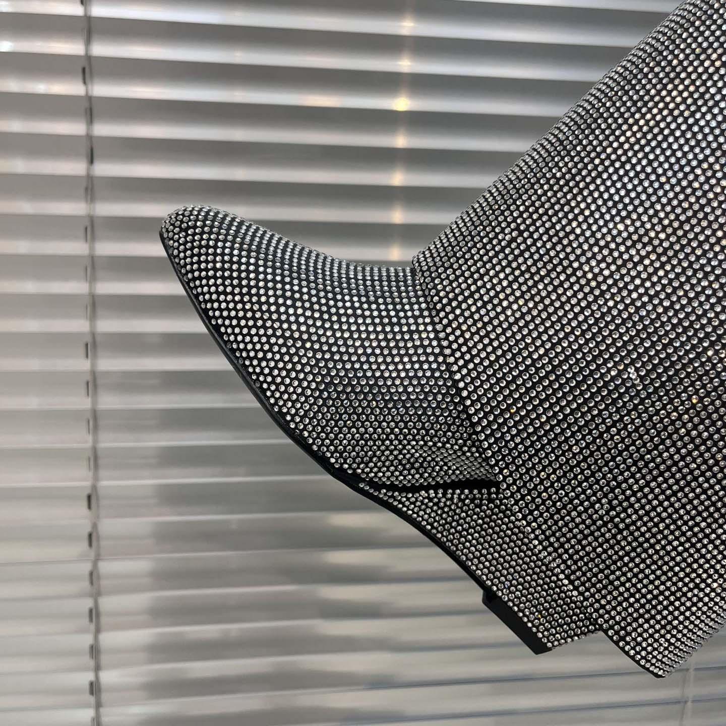 Givenchy Shark Lock Leather Knee-high Boots - EUR FASHION