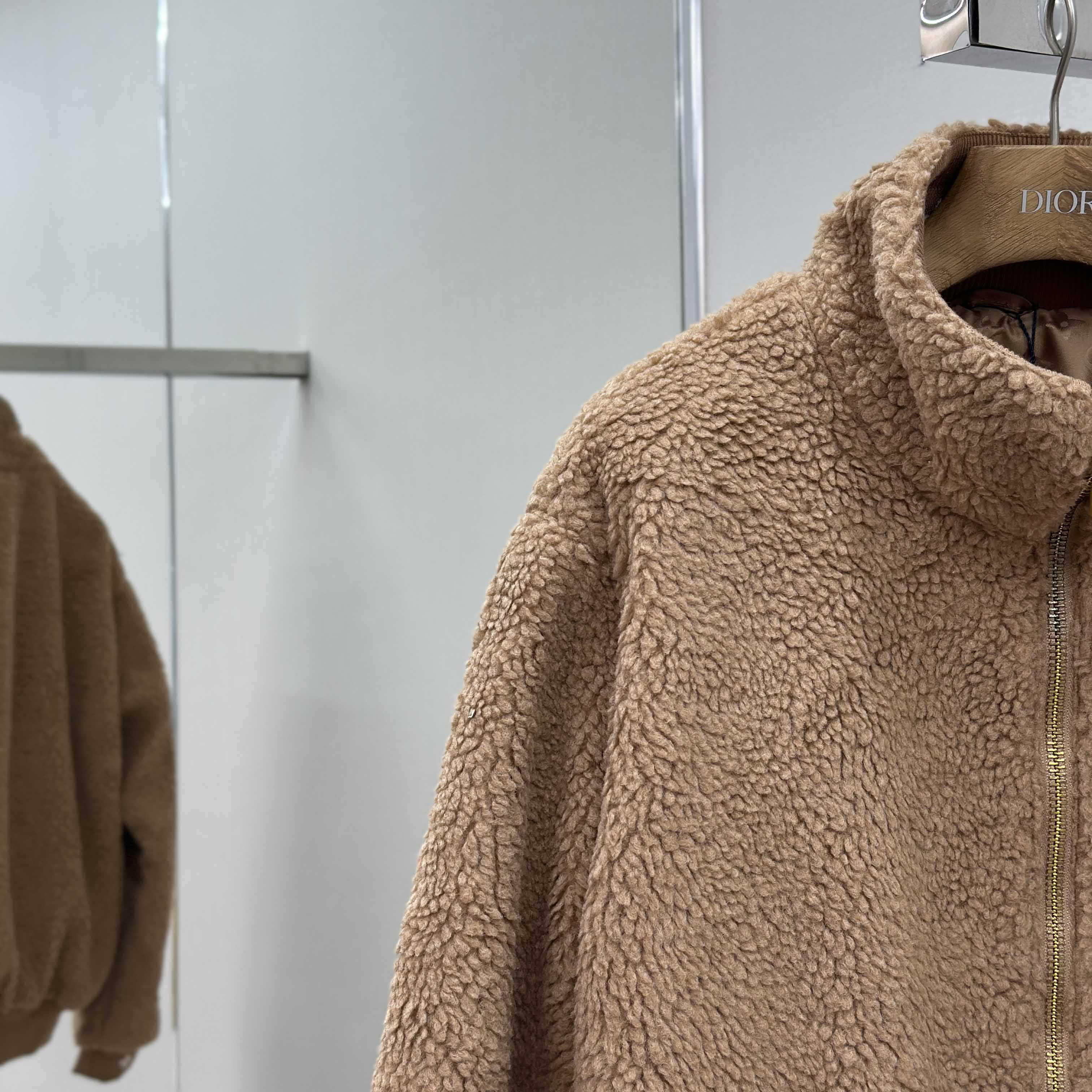 Louis Vuitton Leather Patch Fleece Blouson   1AFXTM - EUR FASHION