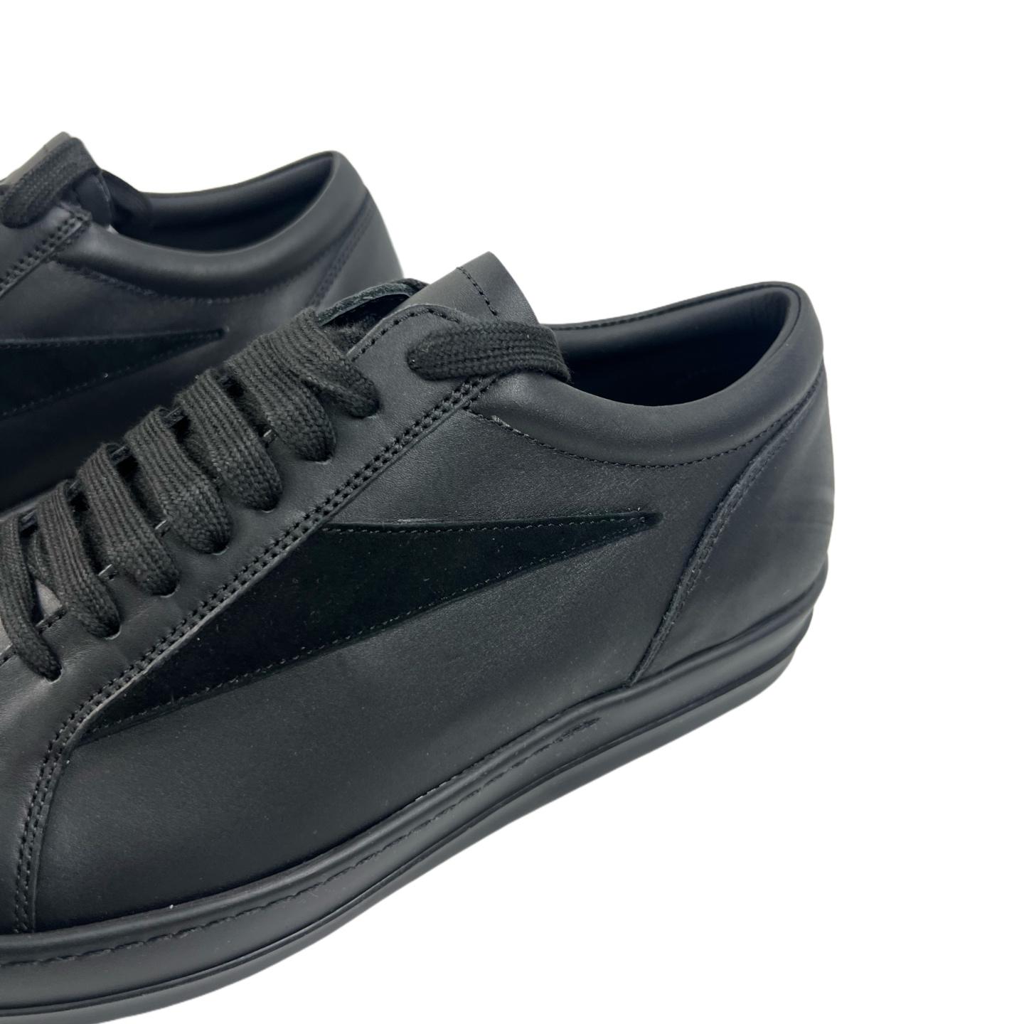 Rick Owens Low Top Sneakers - EUR FASHION