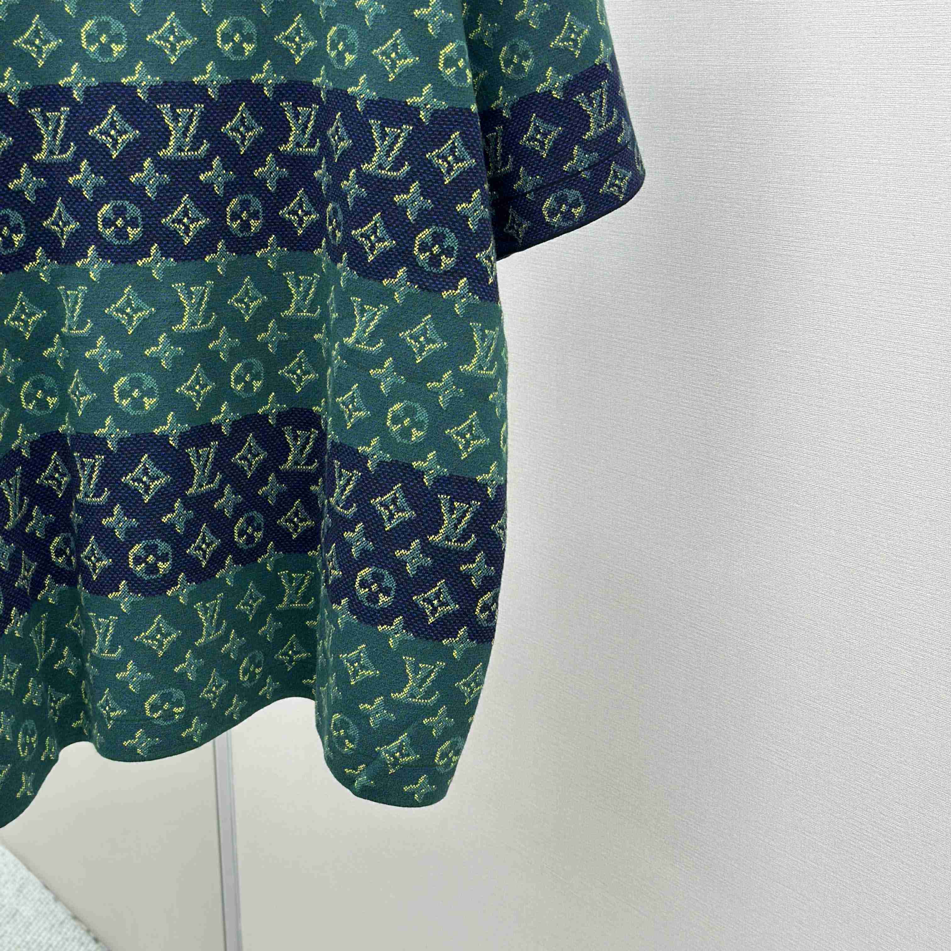 Louis Vuitton Monogram Short-Sleeved Crewneck   1AIJZT - EUR FASHION