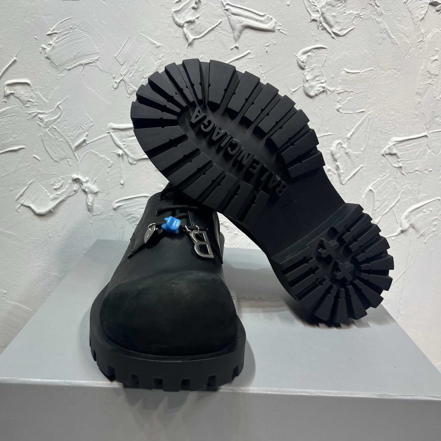 Balenciaga Hummer Derbie In Black - EUR FASHION