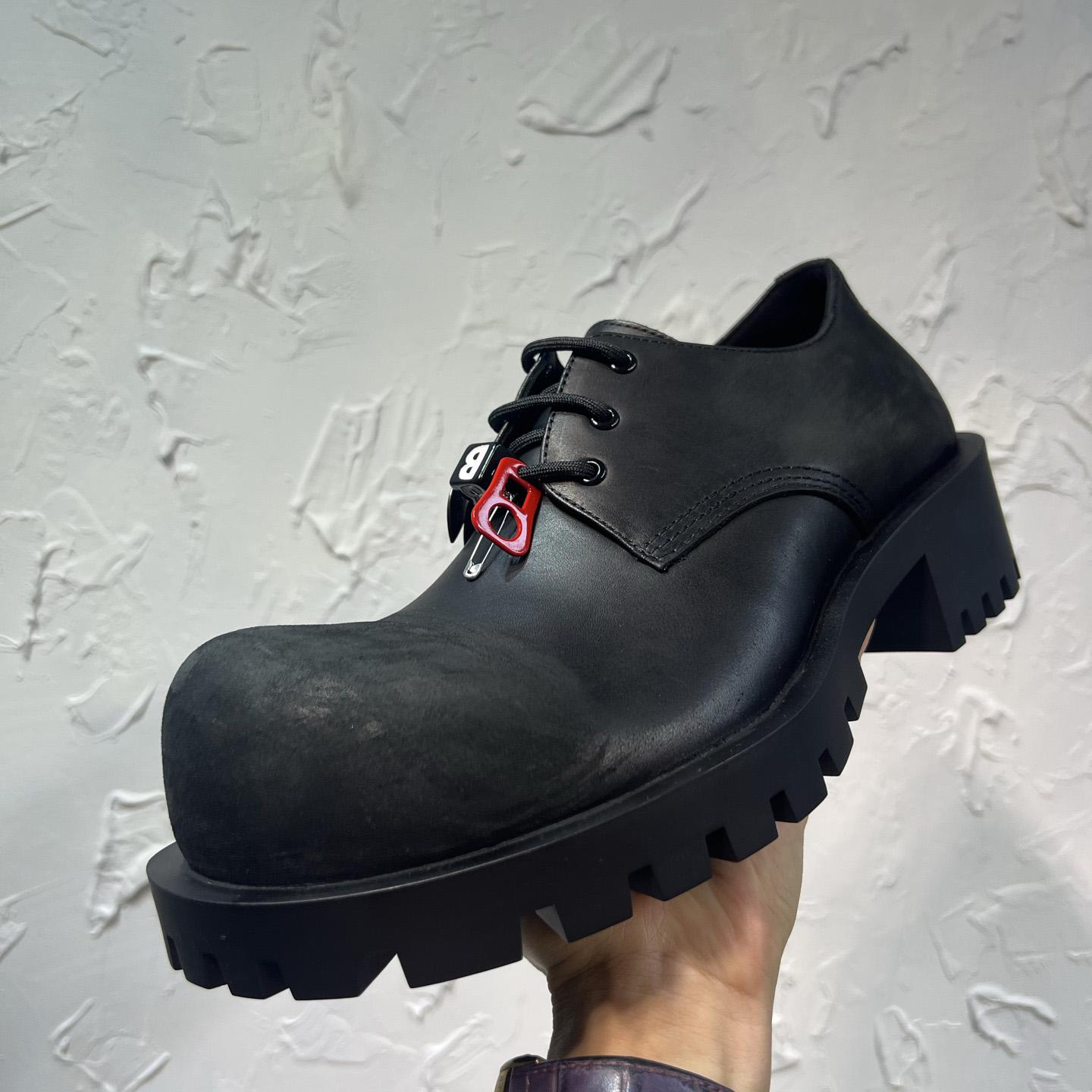 Balenciaga Hummer Derbie In Black - EUR FASHION