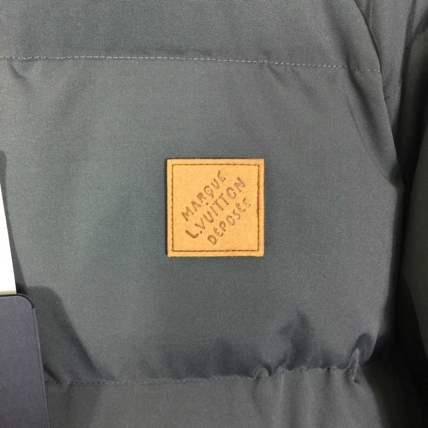 Louis Vuitton Reversible Puffer Jacket   1AILOE - EUR FASHION