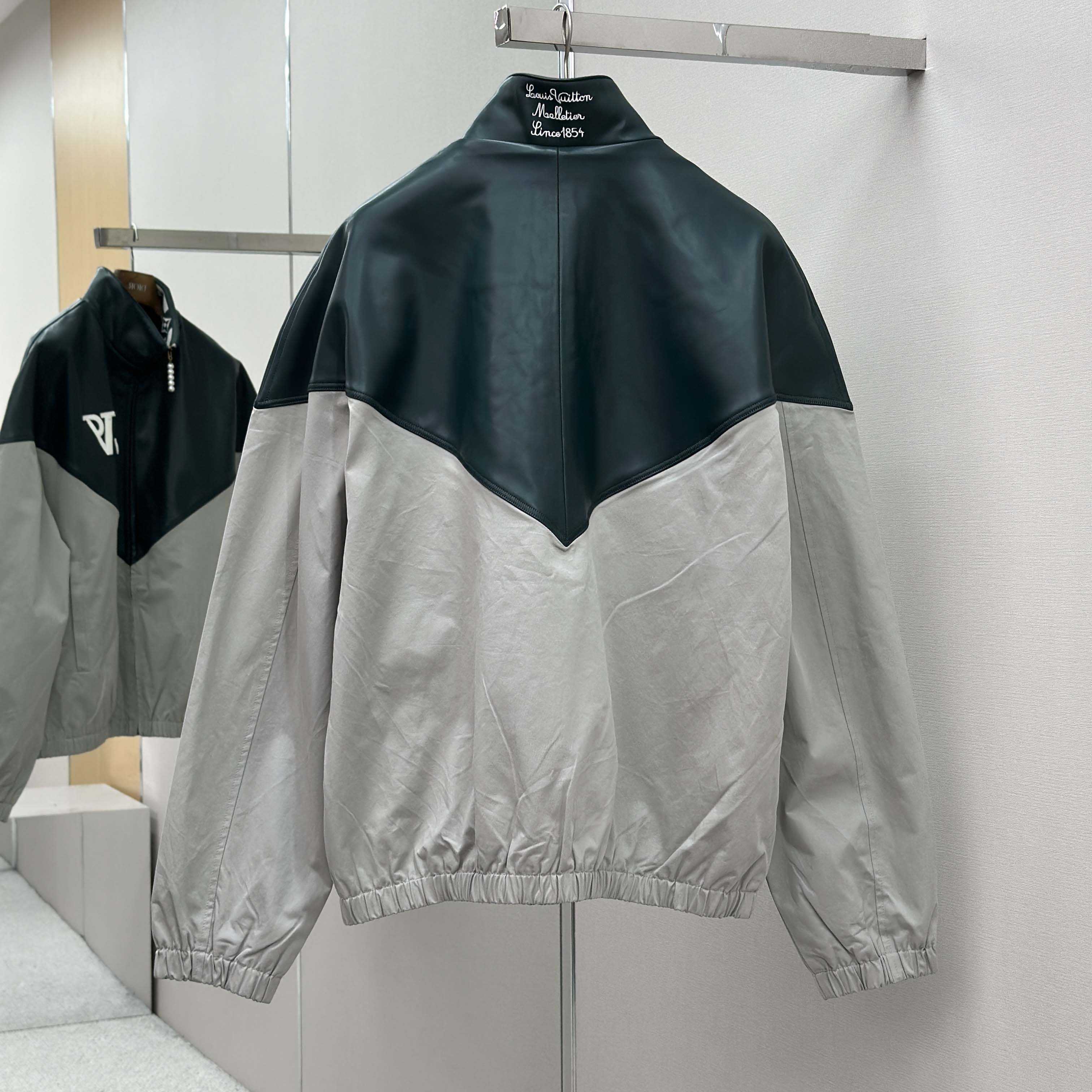 Louis Vuitton Graphic Leather Mix Tracktop   1AIJX2 - EUR FASHION