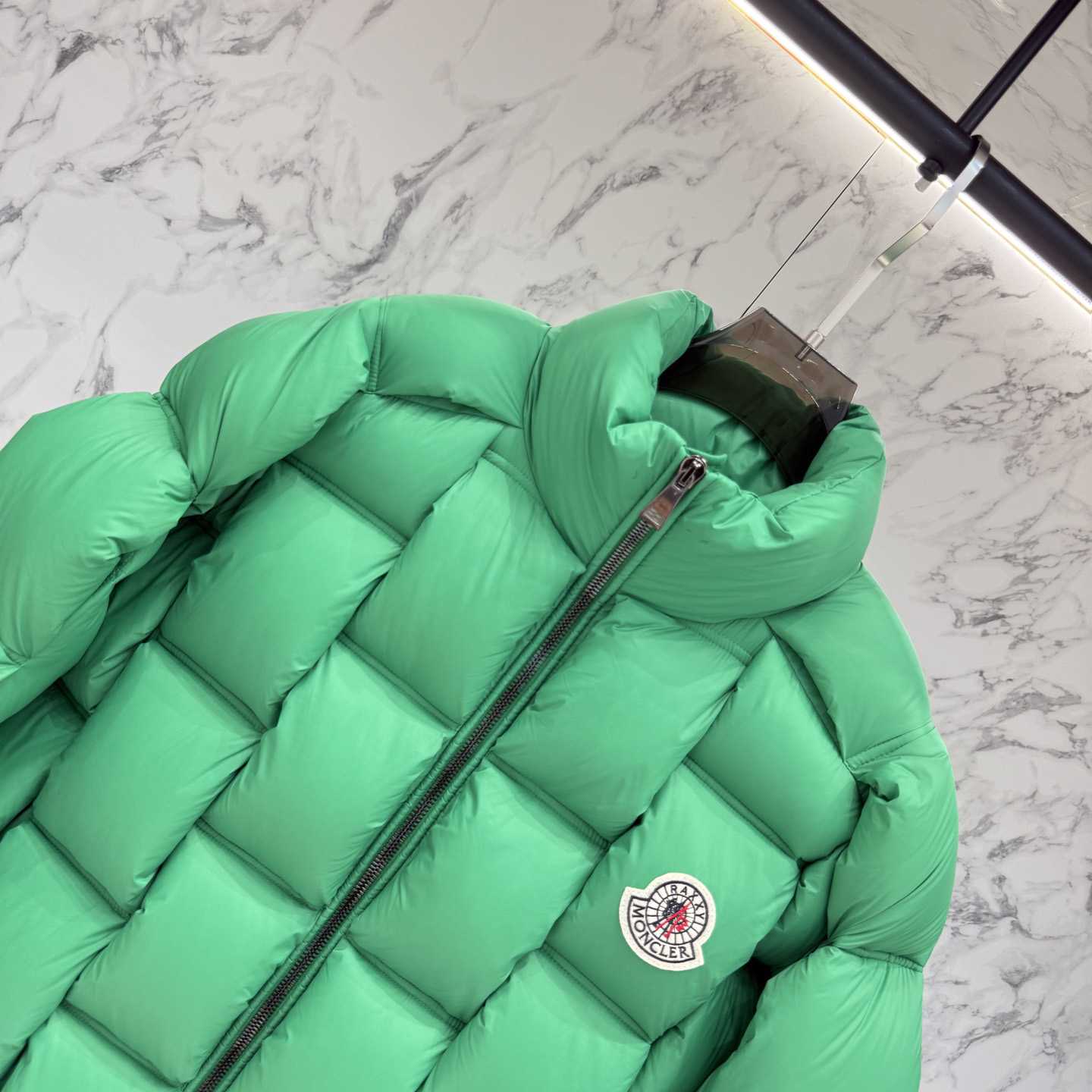 Moncler Short Down Jacket - EUR FASHION