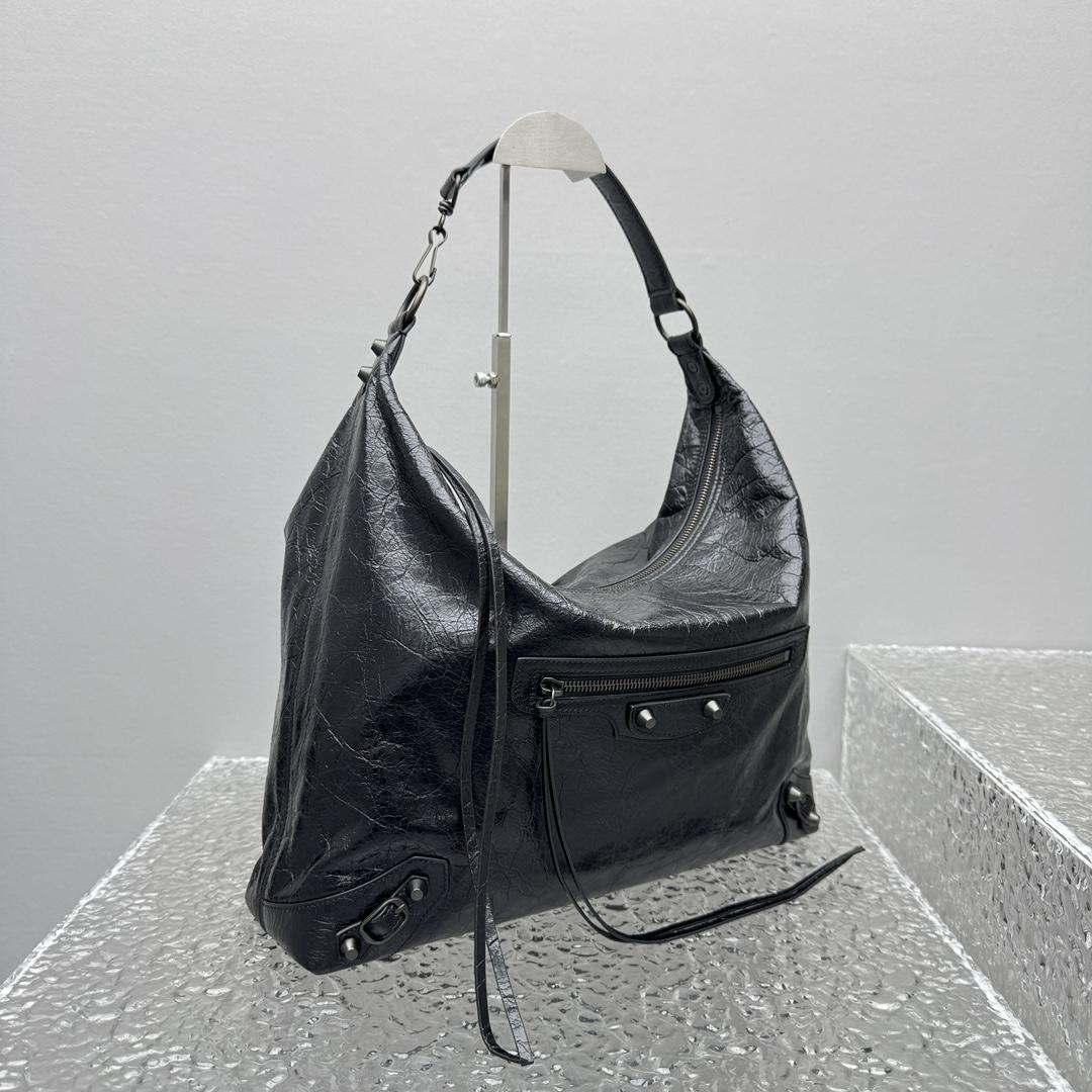 Balenciaga Le City Hobo Bag Medium In Black - EUR FASHION