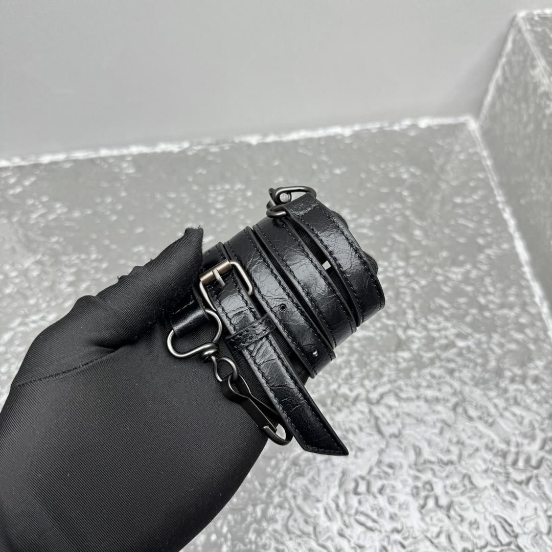 Balenciaga Le City Hobo Bag Medium In Black - EUR FASHION