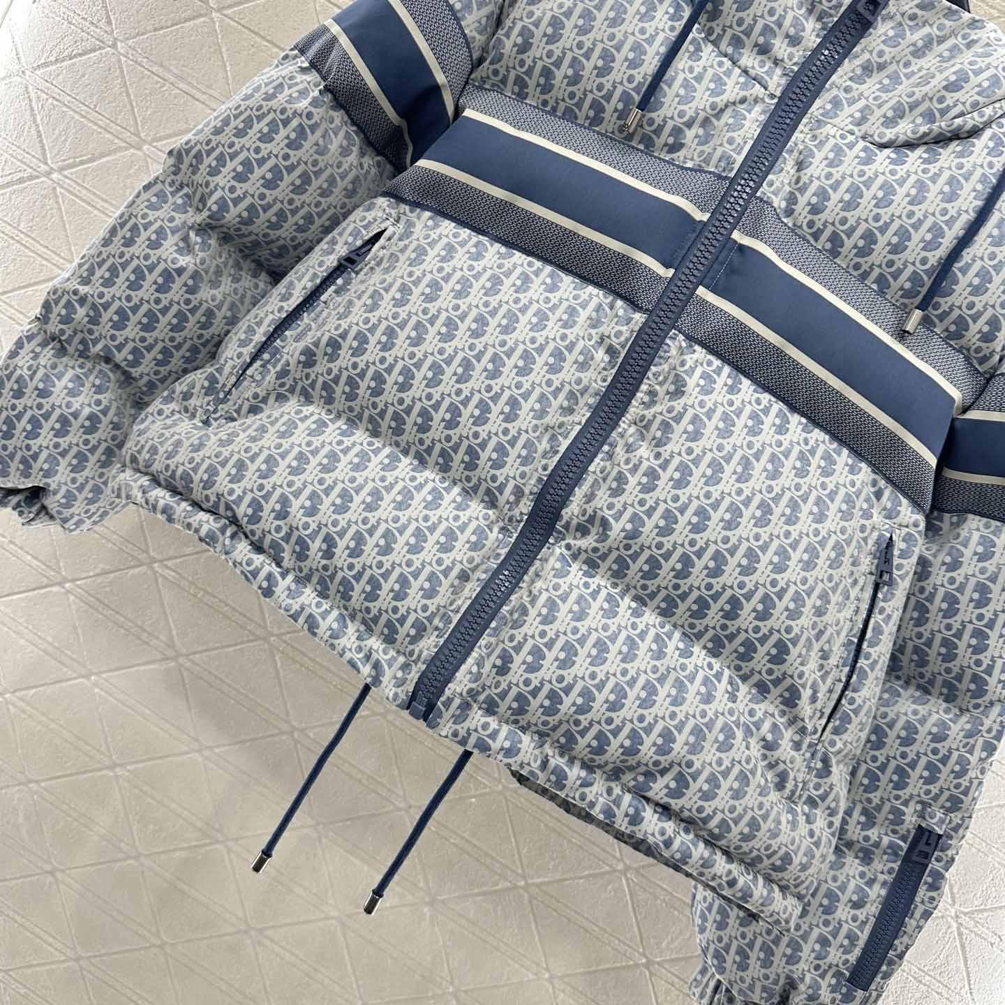 Dior DiorAlps Cropped Puffer Jacket with Hood  - EUR FASHION