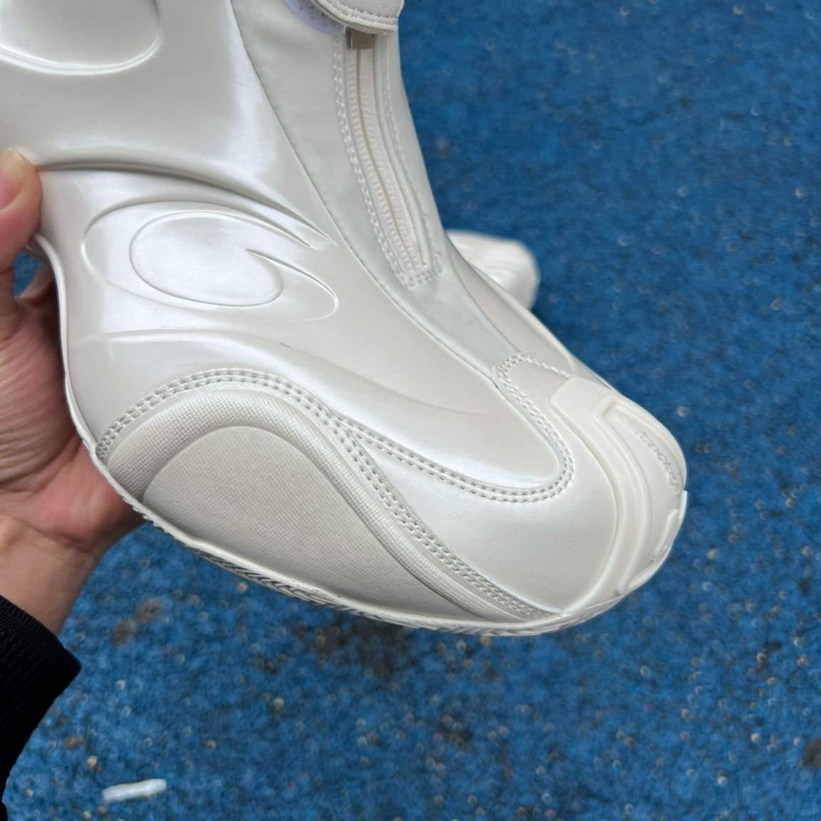 Balenciaga Basketball Sneaker In White  - EUR FASHION