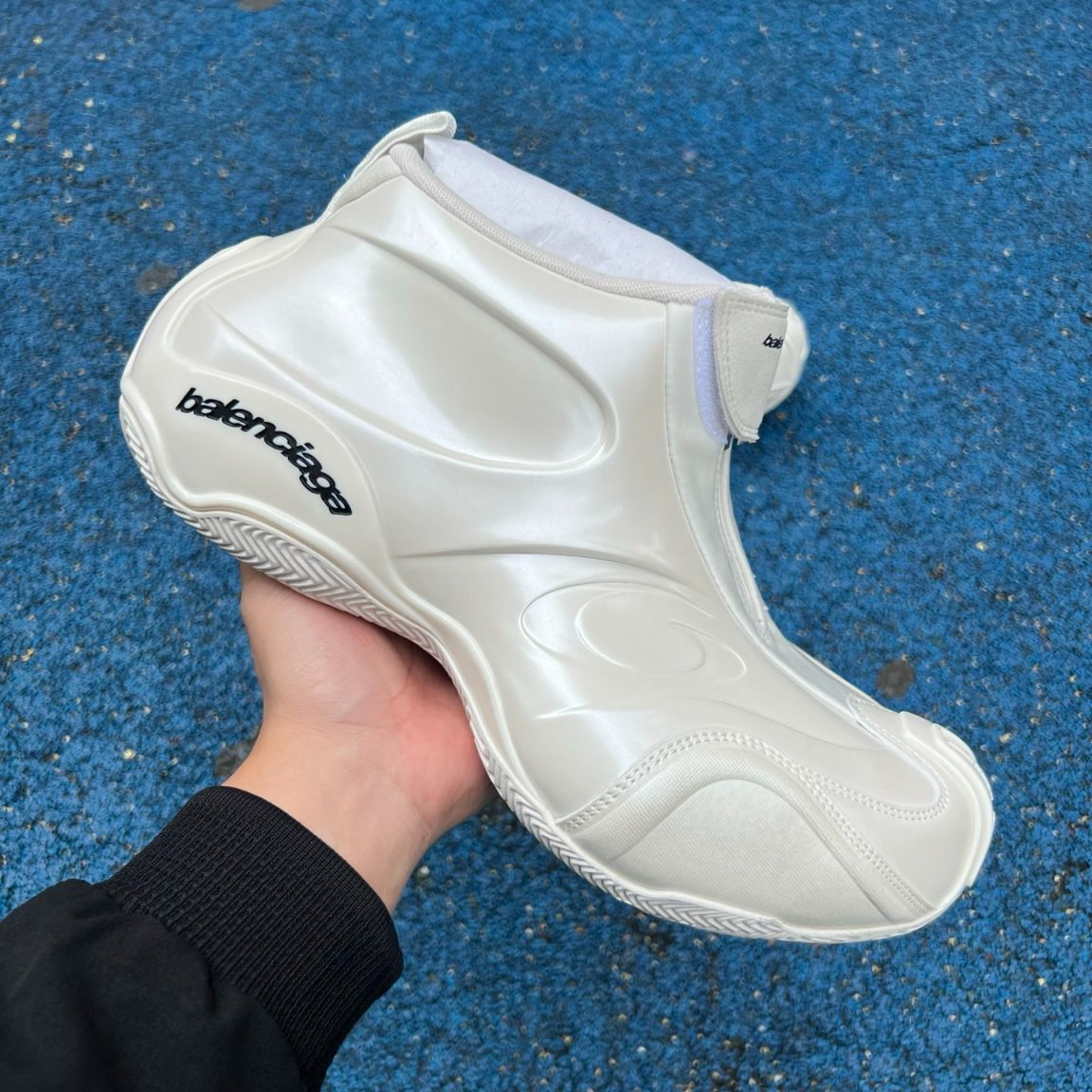 Balenciaga Basketball Sneaker In White  - EUR FASHION