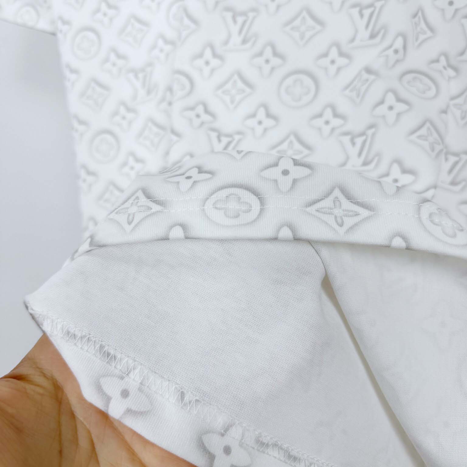 Louis Vuitton Monogram T-Shirt - EUR FASHION
