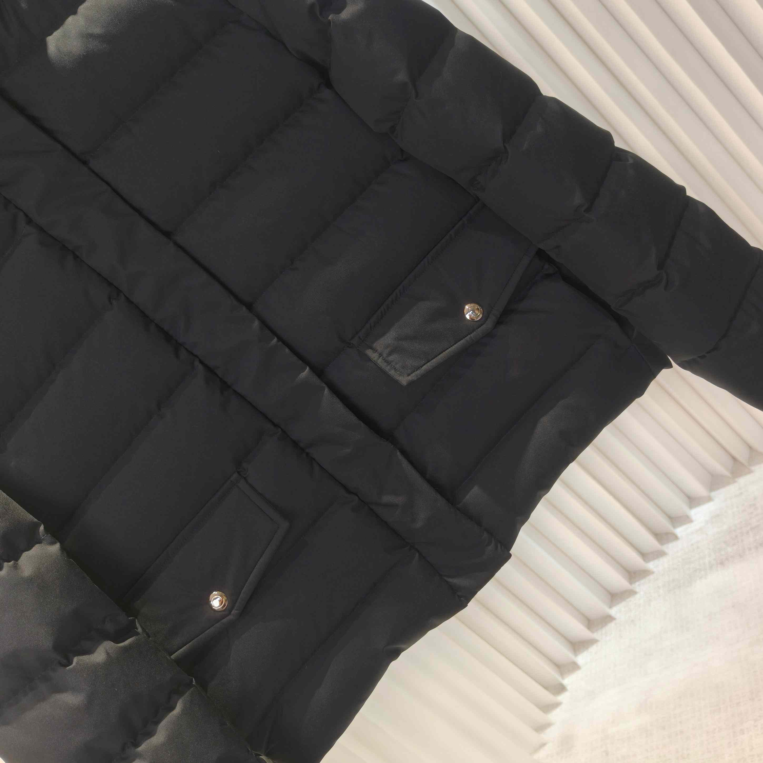 Moncler Bessettes Short Down Jacket - EUR FASHION
