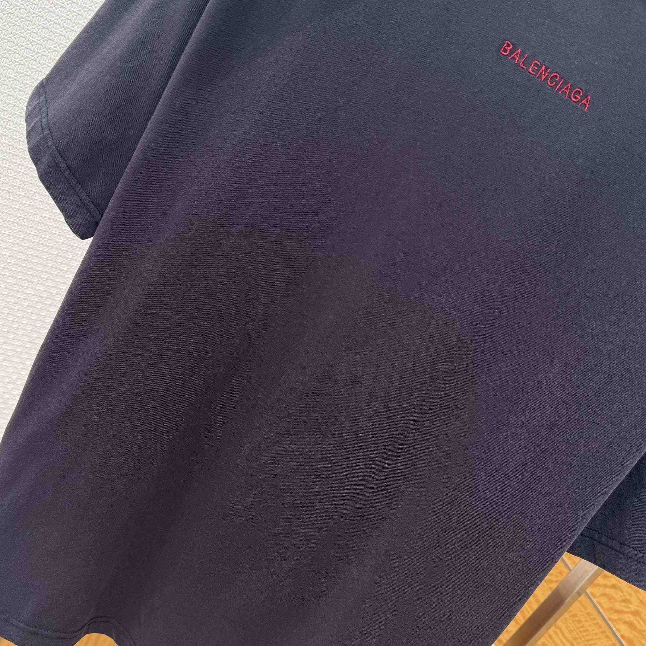 Balenciaga Back T-Shirt Medium Fit in Faded Black /Red - EUR FASHION