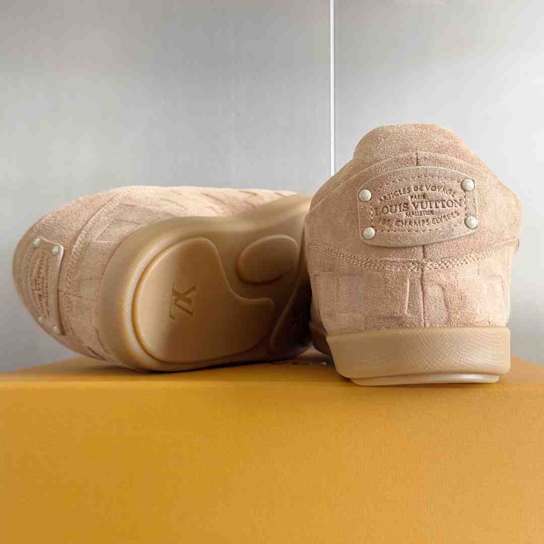 Louis Vuitton LV Yeti Slip On   1AIJCQ - EUR FASHION