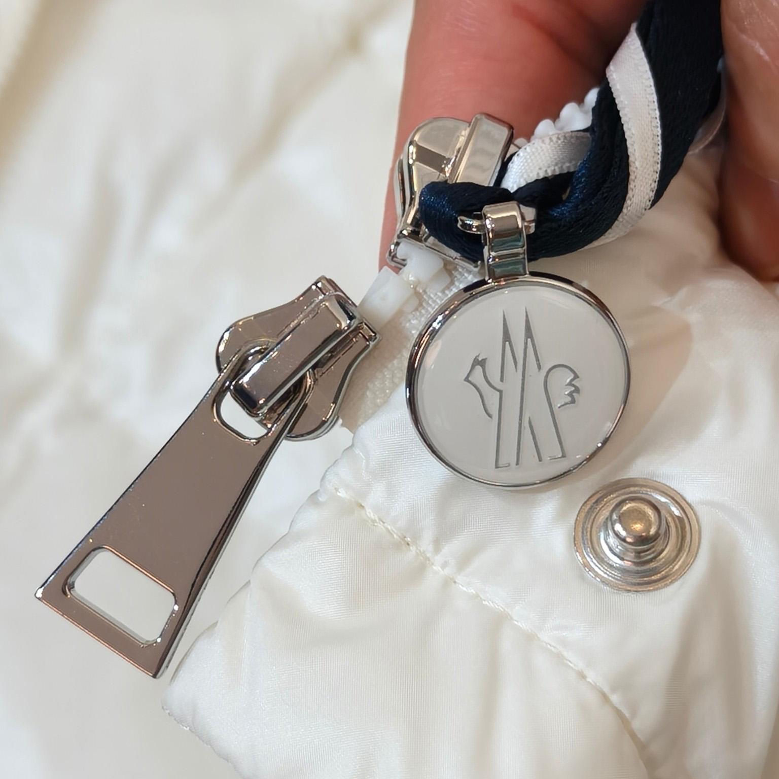 Moncler Jarcieu Braided Trim Short Down Jacket  - EUR FASHION