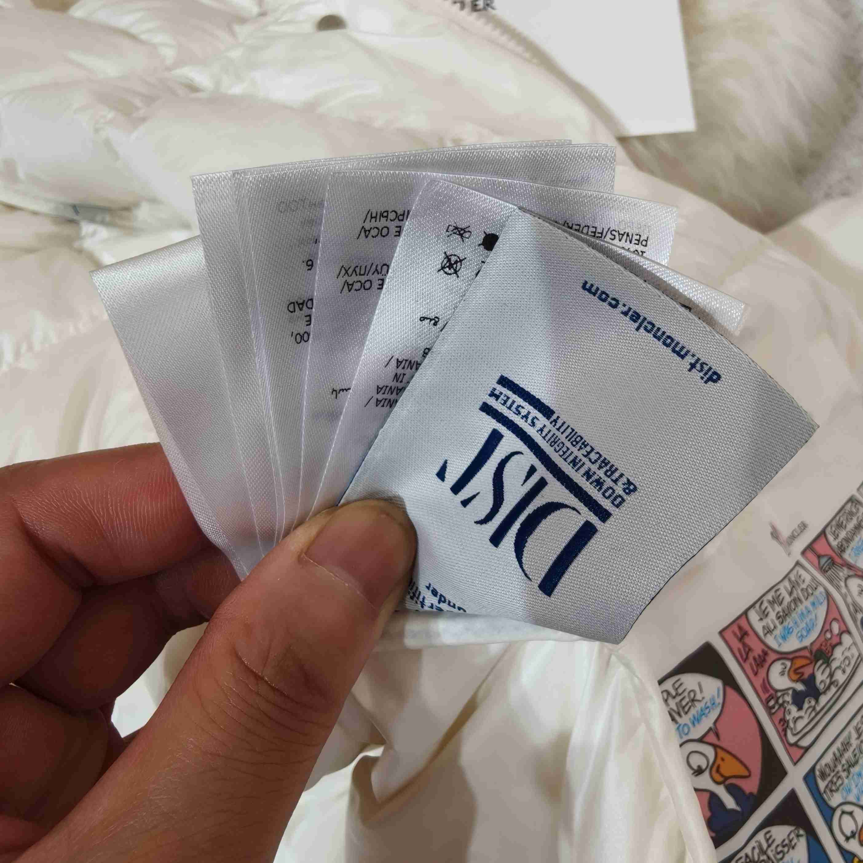 Moncler Jarcieu Braided Trim Short Down Jacket  - EUR FASHION