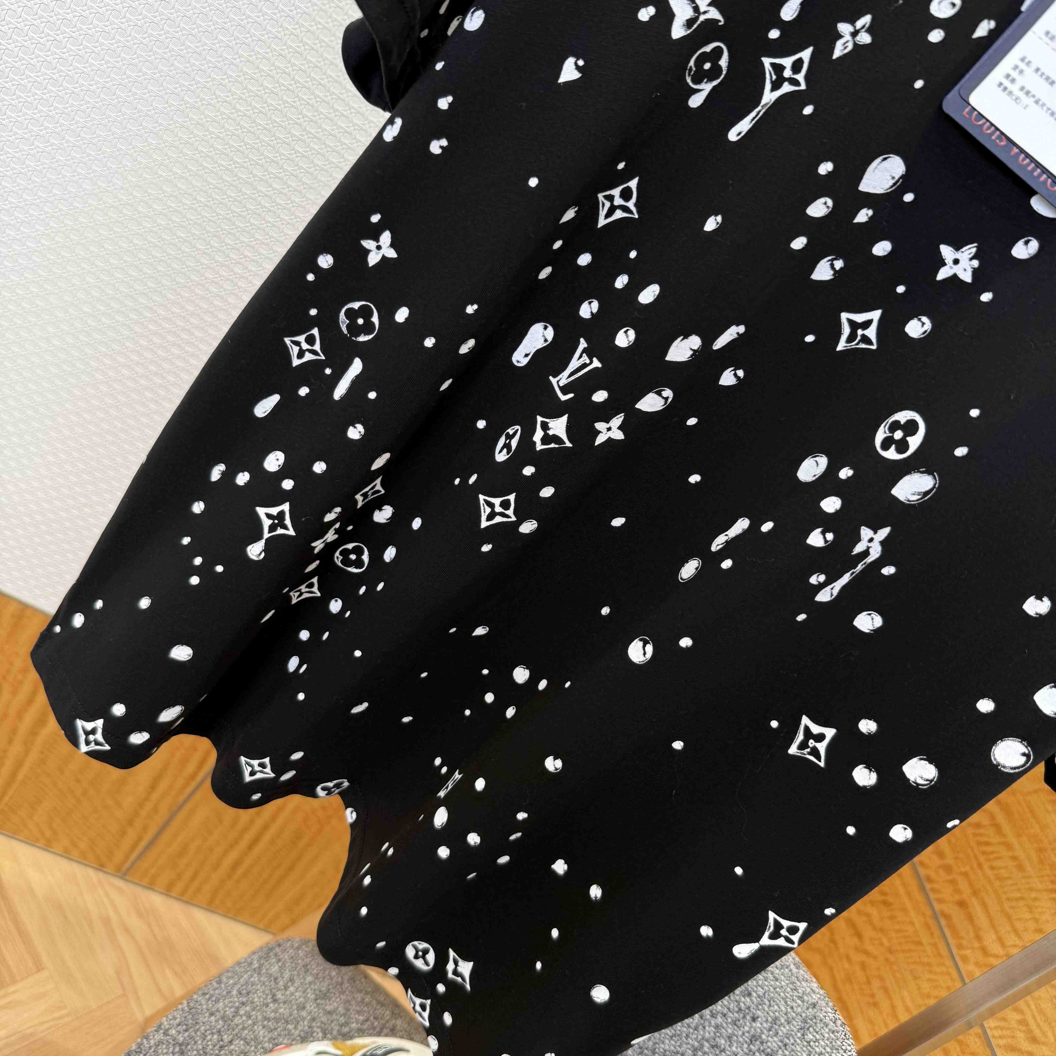 Louis Vuitton Monogram Short-Sleeved T-Shirt   1AJCBF - EUR FASHION