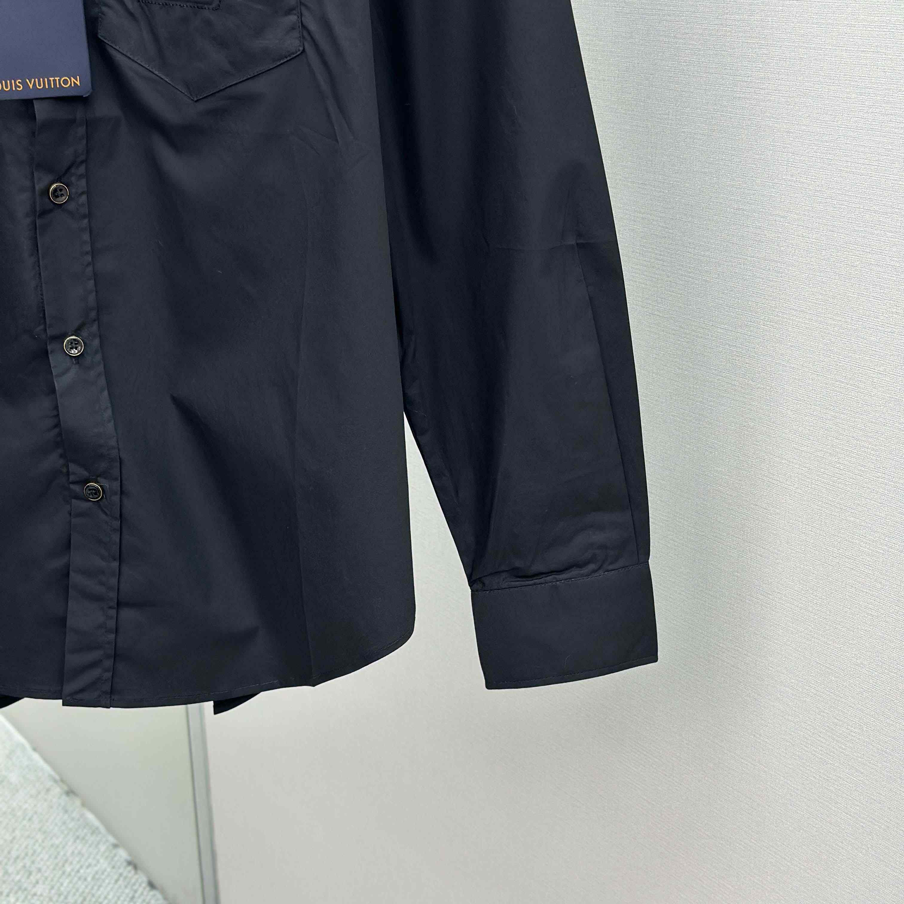 Louis Vuitton Embossed Signature Long-Sleeved Cotton Shirt    - EUR FASHION