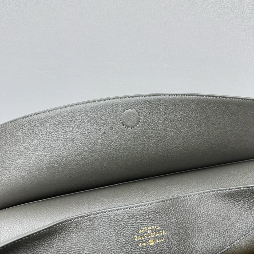 Balenciaga Carrie Carry All Bag In Khaki  - EUR FASHION