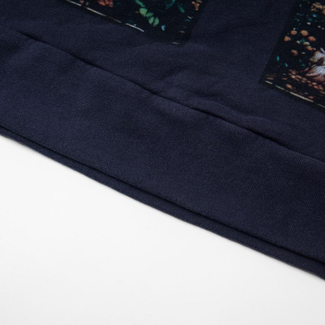 Who Decides War Hooded Pullover - EUR FASHION