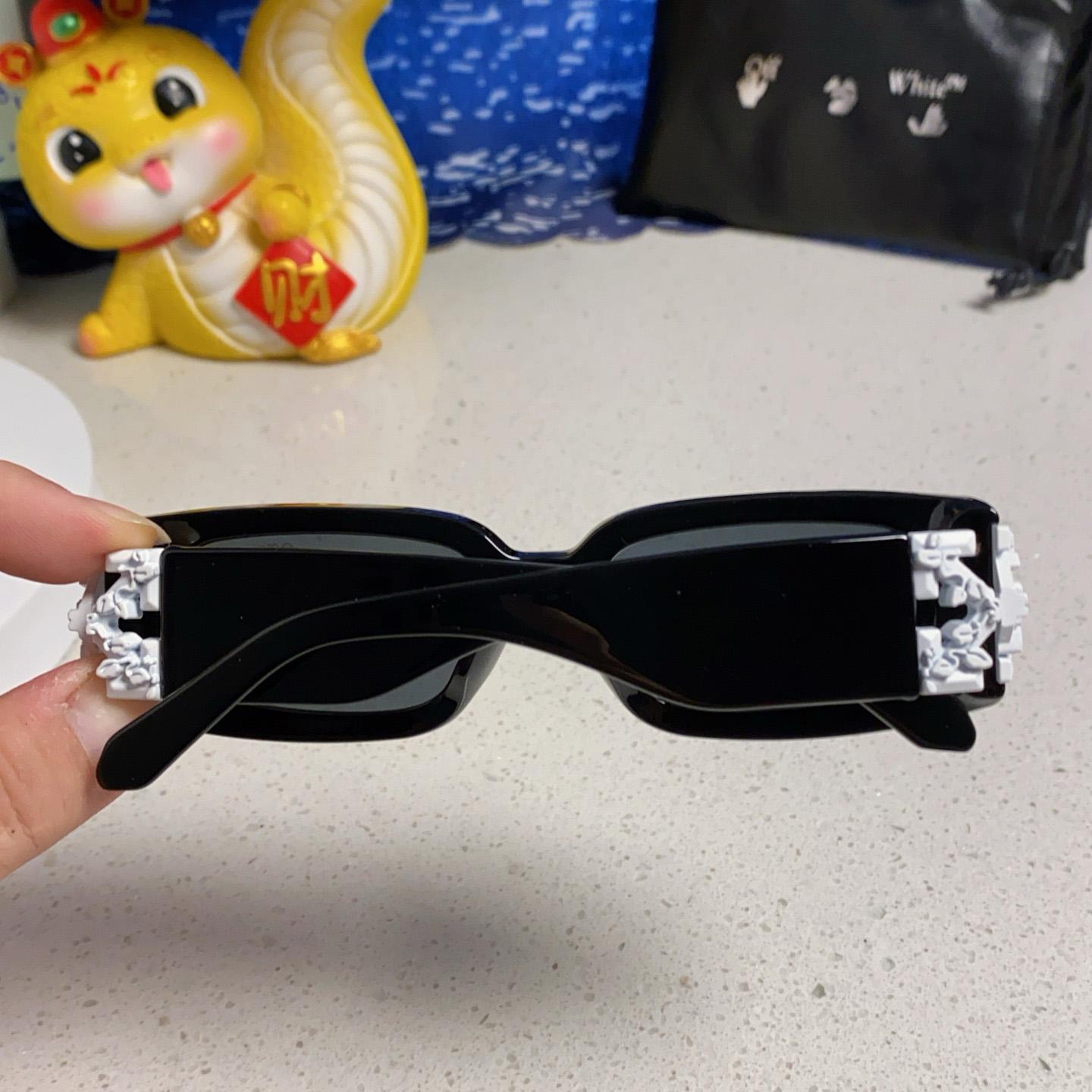 Off White Sunglasses    - EUR FASHION