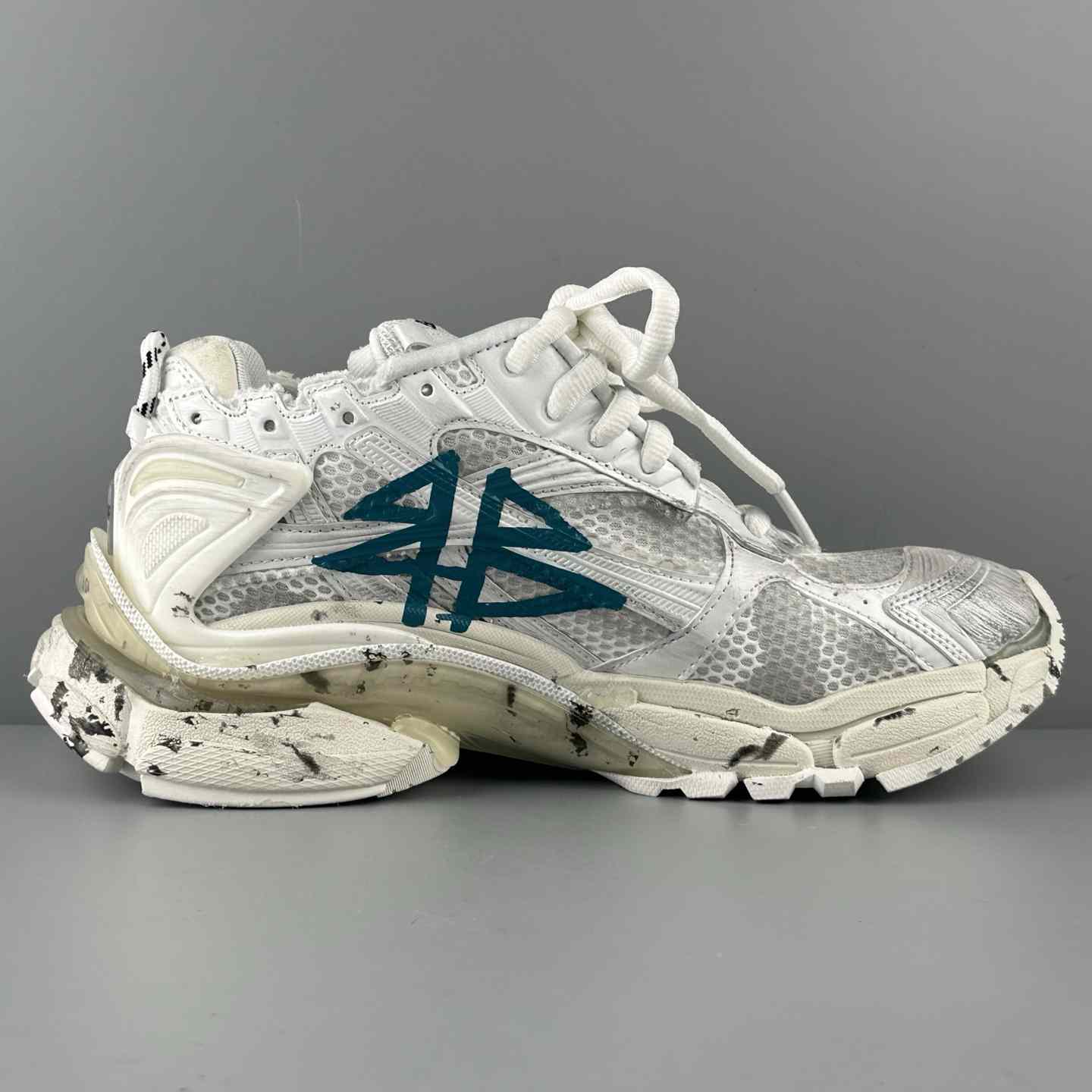 Balenciaga Runner Graffiti Sneakers - EUR FASHION