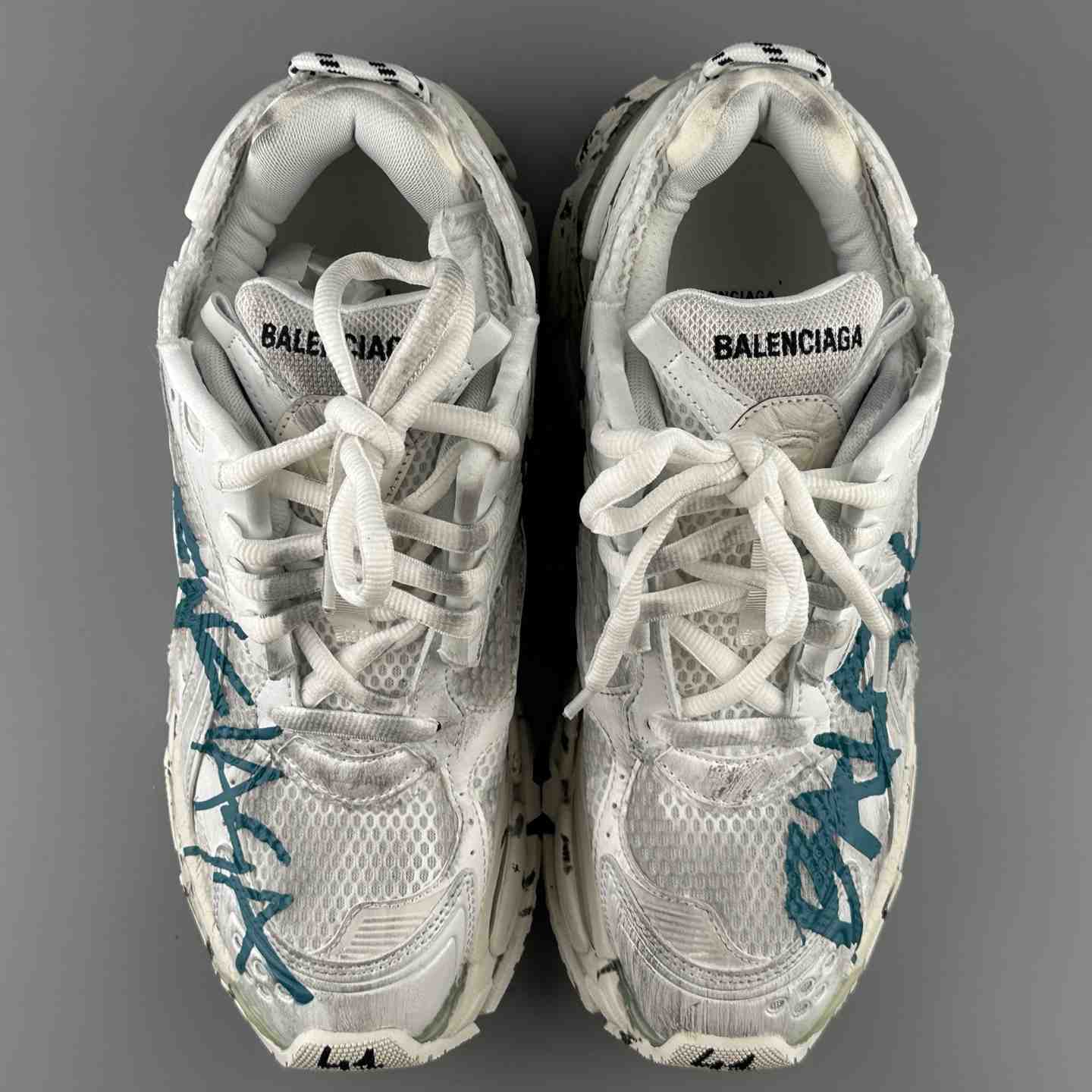 Balenciaga Runner Graffiti Sneakers - EUR FASHION