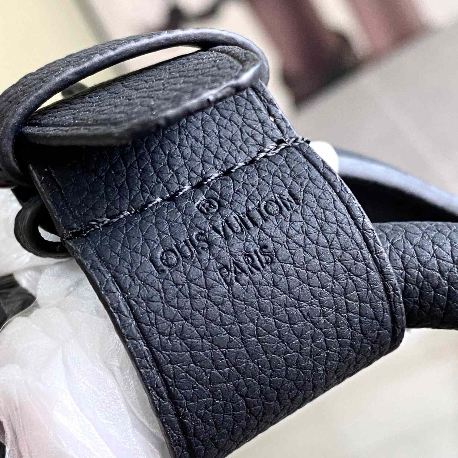 Louis Vuitton Weekender Bag   M26075 - EUR FASHION