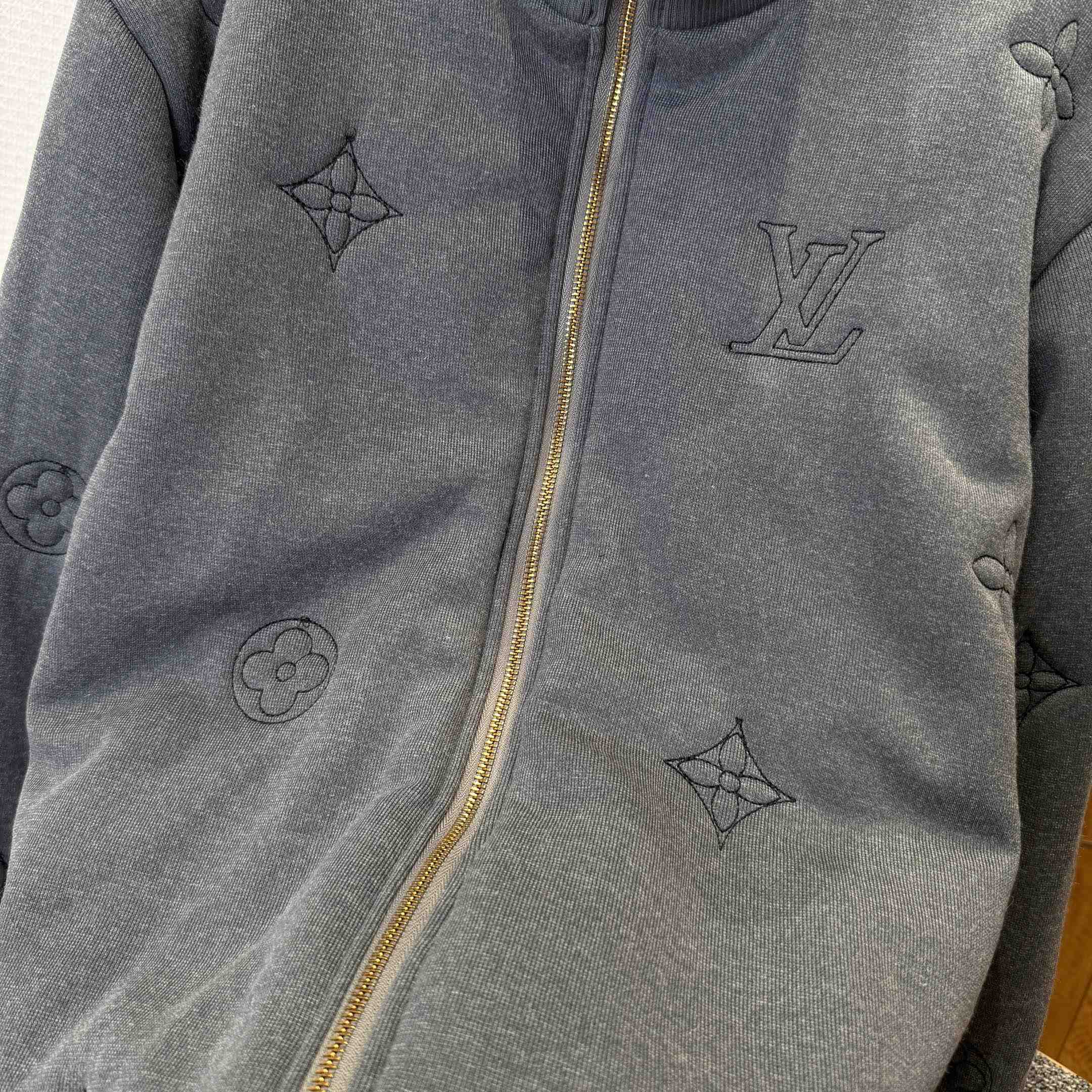 Louis Vuitton Elegant Monogram Knitted Down Blouson  1AJBWO - EUR FASHION