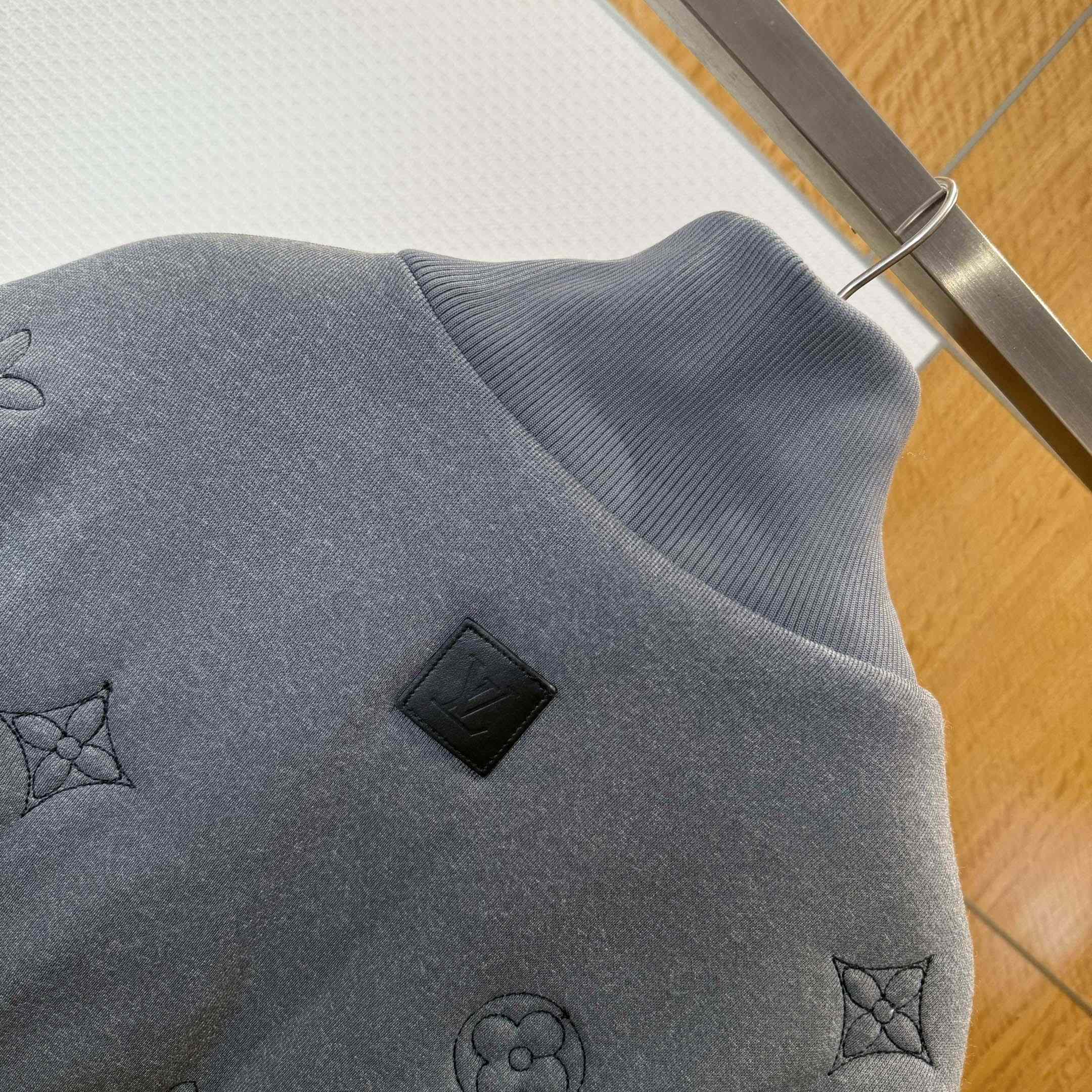 Louis Vuitton Elegant Monogram Knitted Down Blouson  1AJBWO - EUR FASHION