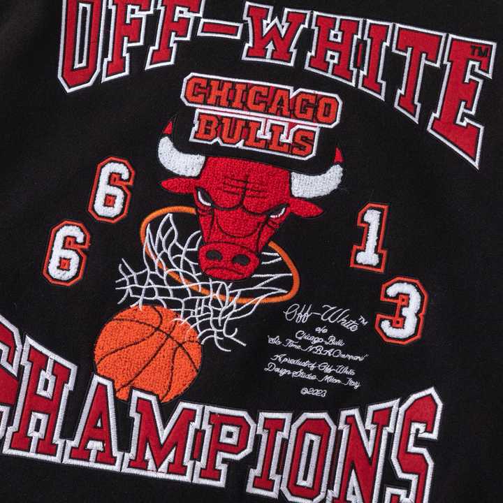 Off-White™ c/o Chicago Bulls Black Varsity - EUR FASHION