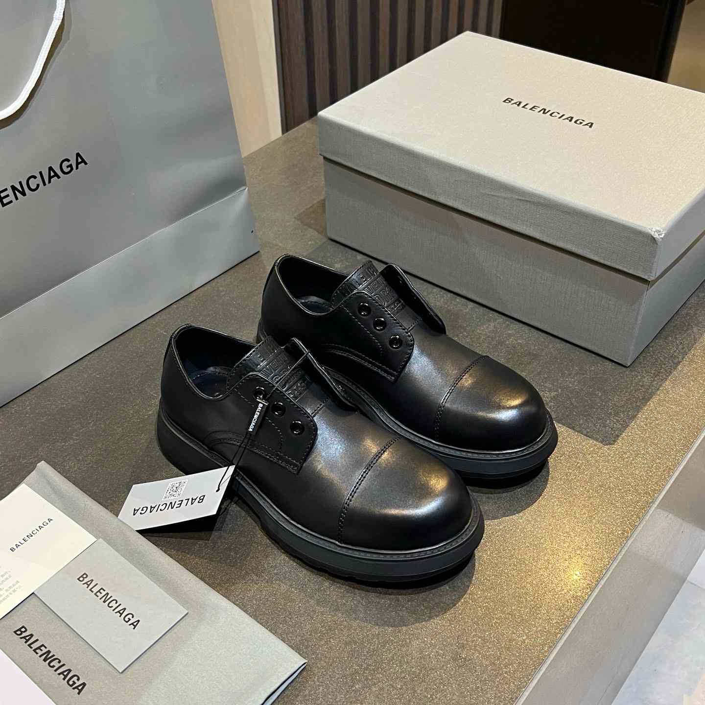 Balenciaga Truck Derby in black soft bullskin - EUR FASHION