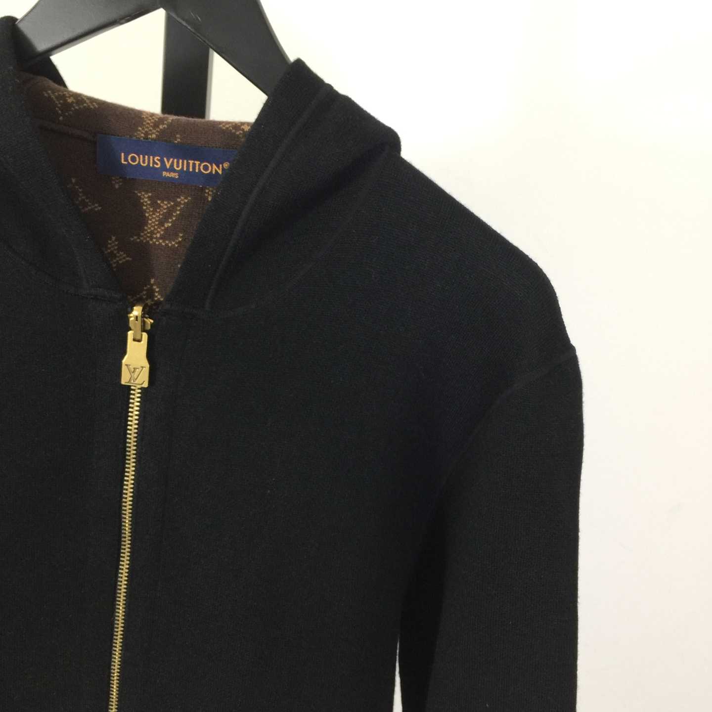 Louis Vuitton Monogram Reversible Double Face Hooded Blouson   1AJBXM - EUR FASHION